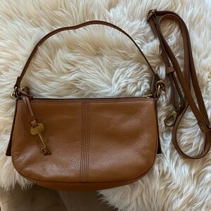 Fossil Jolie small crossbody. Like new! Used twice.